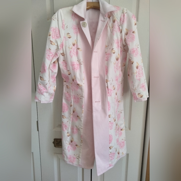 Banana Republic Pink Trench Coat - Picture 5 of 11